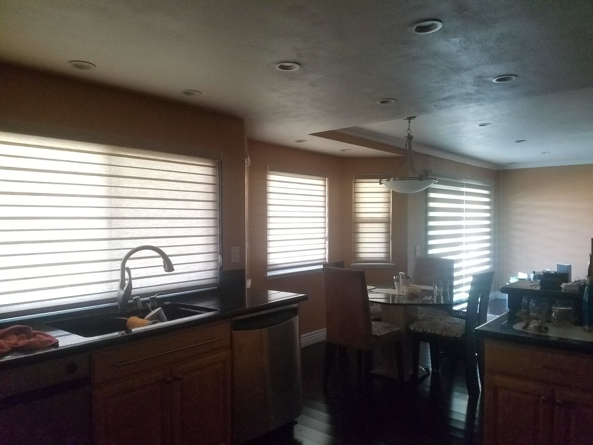 ABlindsInc's tweet image. Now is the perfect time to replace your plastic vertical blinds with our #lightfiltering #combi blinds. Shown - Woodlook Ashtree.