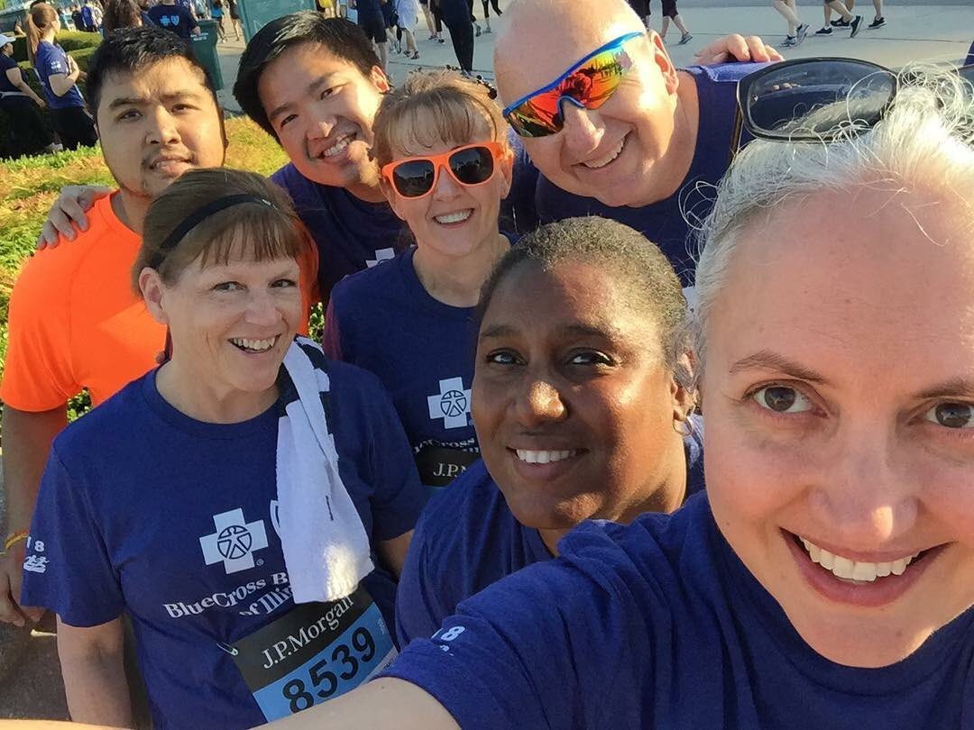 mary_tinnes's tweet photo. Great night for a race! #bcbsilmoves #JPMCC https://t.co/s6SO4docbb
