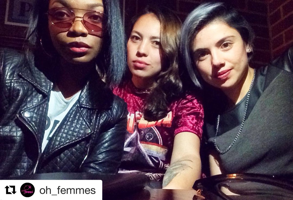 OhFemmes's tweet photo. ¡Adivinen quién está de vuelta!
🖤🚀🎶💥💣_

#comeback #band #people #friends #love #night #concert #livemusic #rock #indierock #electronicmusic #art 
#music #rockmusic #indiemusic #band #dreams #women #womenmusicians #musiclover #pink #powergirl #bogota https://t.co/dn0IMAjcUN