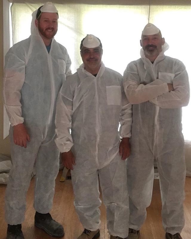 ContegraInc's tweet image. 🎶who you gonna call....Contegra!🎶
The crew suited up to tackle a some insulation. #ContractorsLife  #SafetyFirst #Insulation #Contractor #Renovation #Reno ift.tt/2sbbO6H