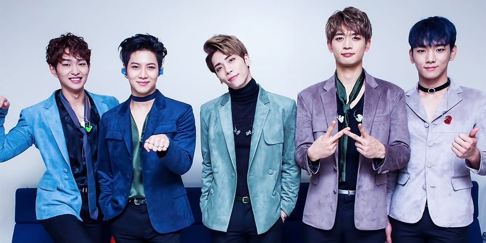 soompi's tweet photo. Best Of #SHINee: 10 Unforgettable Highlights That Marked The Past 10 Years – Happy #SHINee10thAnniversary! 
https://t.co/dcfK2l9ZLd https://t.co/7FcxLh9gNE