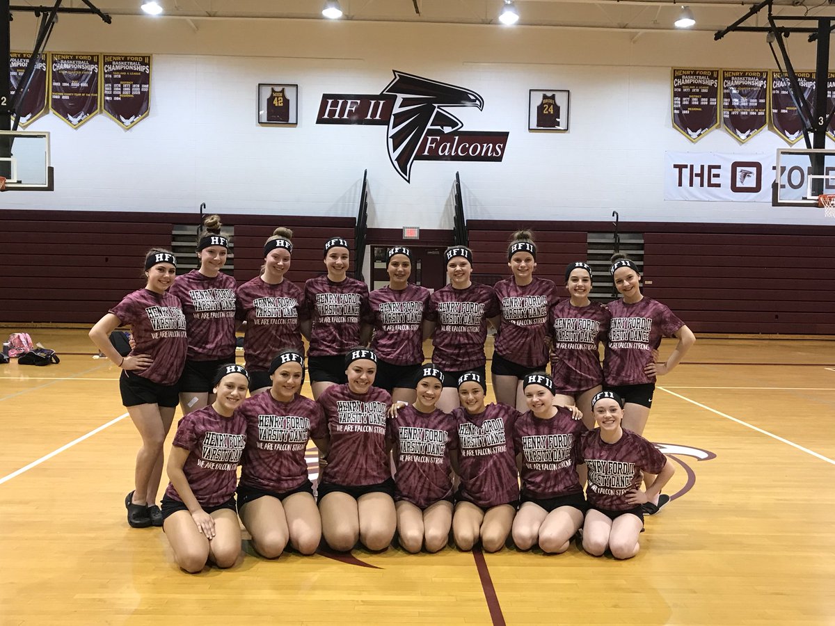 HF2VD's tweet photo. And just like that.... WE ARE FALCON STRONG!!! So excited for the 2018-2019 season to begin! We can’t wait to see where our next chapter takes us with our #sweet16 #HFII #HF2VD #Falcons #wearefalconstrong 🖤🦅💪🏻👊🏻👯‍♀️1️⃣6️⃣ https://t.co/qrZYyEIb6D