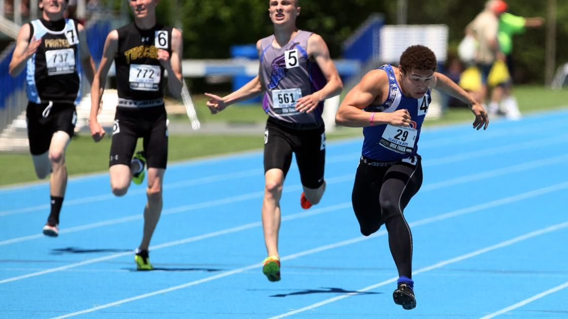 hrpreps's tweet image. @mrwagner25 had a busy first day at the Class 1A state track meet. Check out his notes from all over the area, including @AOHSAthletics, @MCUSD15Hawks, @CWWarriors, @TuscolaAD, @ShelbyvilleILTF and @MaroaForsythHS. buff.ly/2IKgzzl