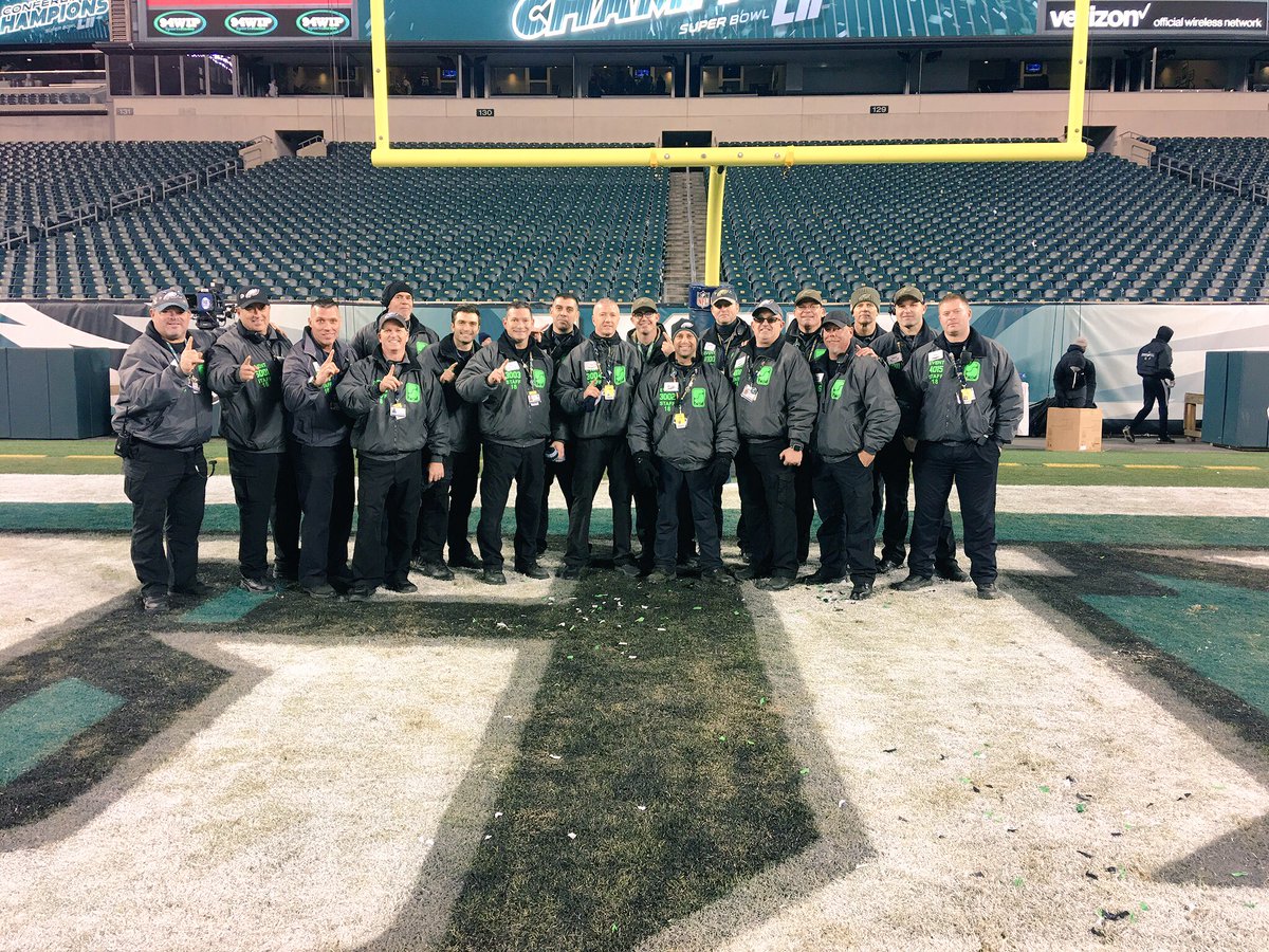 BrennerIii's tweet photo. @AdamSchefter I know I’ll be standing with my brothers at Lincoln Financial Field just a few feet from “The Privileged !” https://t.co/FXVHx4EKrc