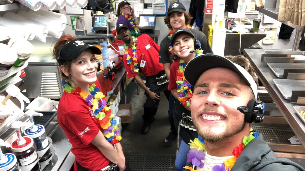 SRImitchell's tweet image. Eileen and Jolly Ranchers of Tulsa Hills are in great spirits for corn dog day!!
#sritulsa

#50centcorndogs