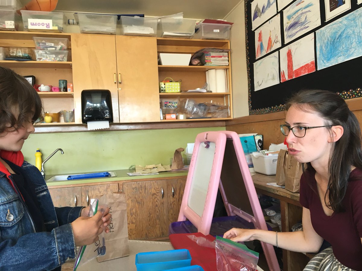 Thank you to our student teacher, Ms Johnston, for your work with Ms. GP’s kindies. They loved visiting the store to buy groceries and deciding when to spend and when to save! Never too early for financial literacy! #sd61learn