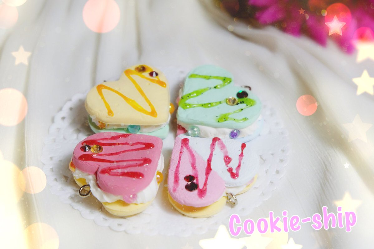 lusiferchan's tweet photo. ขอโฆษณาค่า ของที่จะลงขายในงาน #HAKOnlyevent 27 นี้ค่ะ บูธ B7-B8 เราทำ Handmade แสตรปคุกกี้ขายค่ะ มีแกะเดกุกับโทโดโรเมี๊ยวด้วย ใครชอบงานสไตล์กุบกิบแวะมาดูได้นะคะ มีสติ๊กเกอร์ฮีโร่ด้วยล่ะ!! สำหรับท่านใดอุดหนุนสินค้าครบ 200 บาท รับสิทธิ์สุ่มกาชาของที่ระลึกพิเศษได้ที่งานค่ะ! ❤️ https://t.co/lSWaX33mr8