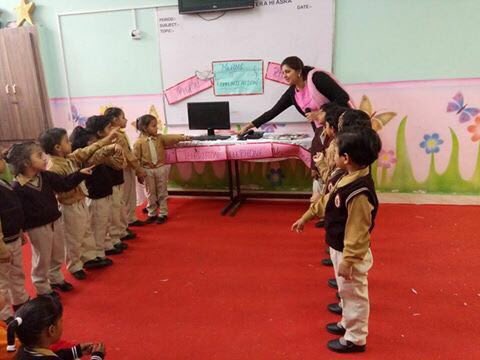 princesspritika's tweet photo. #MissionSmileByStRamRahim
          ‘Pathway to light’
Opening special school for blind and dump children 👶 
@Gurmeetramrahim 
@derasachasauda https://t.co/lYqu8gTjuJ