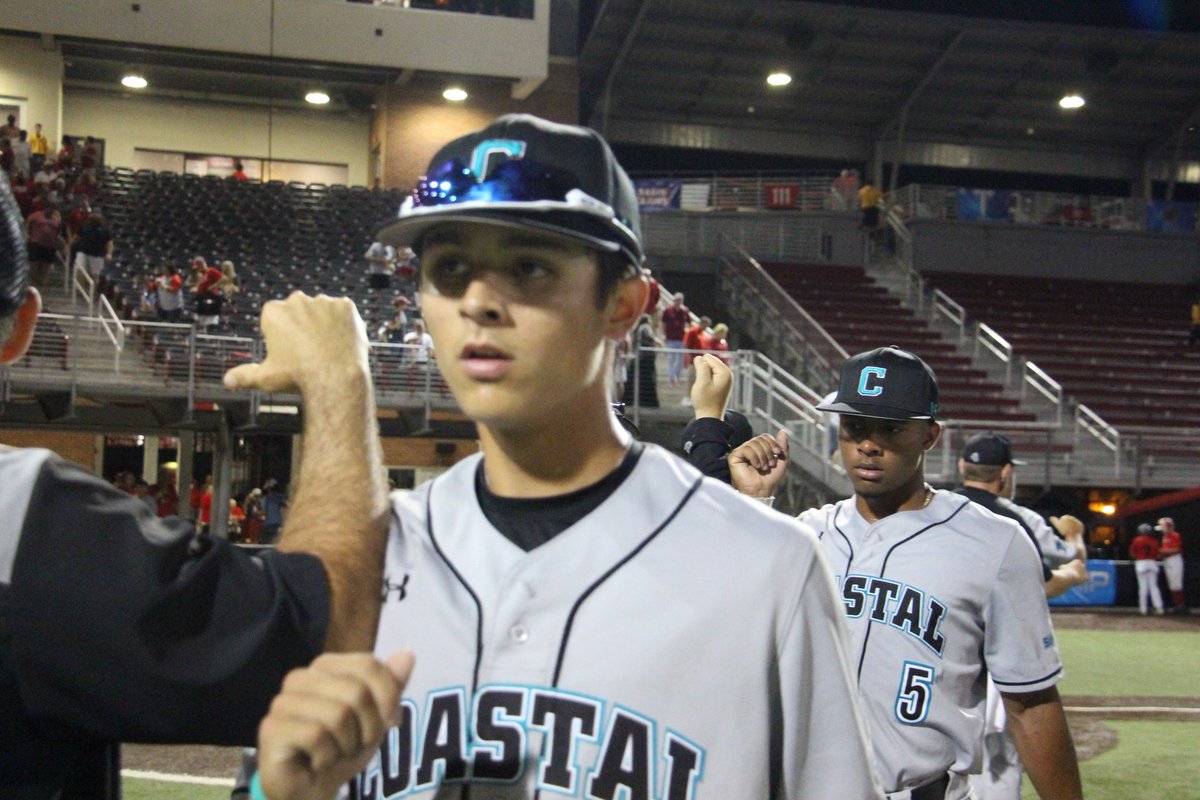 Chants win!! 

#CCU earns an off day tomorrow with 16-4 win over USA. 

#CCUinLa