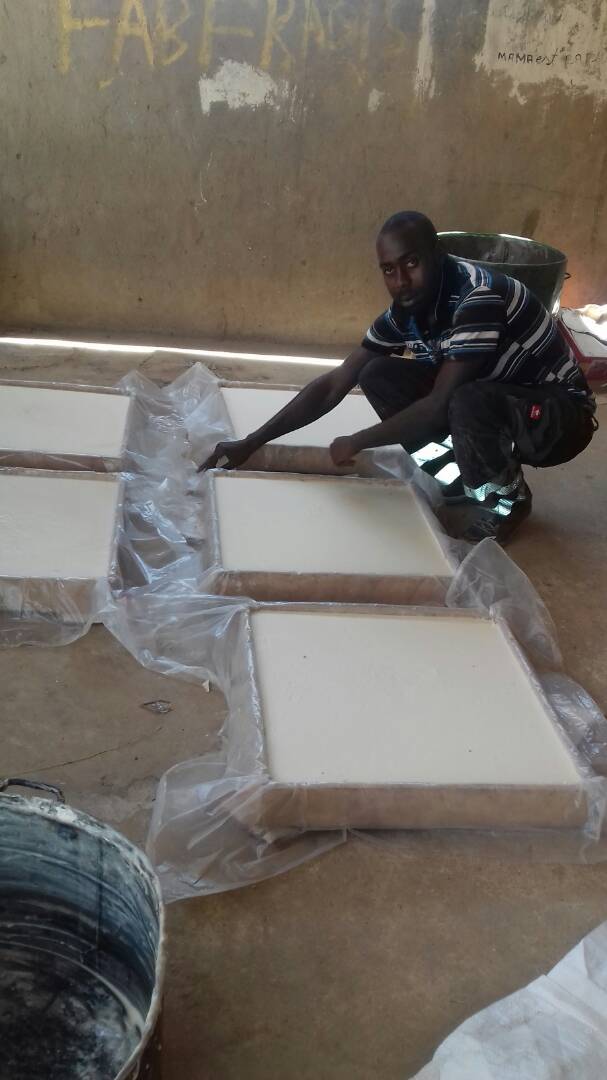 OwnIsHope's tweet photo. #Niger_Bisuness: Mahaman Salissou dit Olga ce jeune de Maradi doué dans la technique de fabrication du savon crée son propre business. Bon vent mon frère 
#NigerRising @birdson6 @JMmanation @Impulseur227 @JAC_Niger https://t.co/83D9tWyOjP