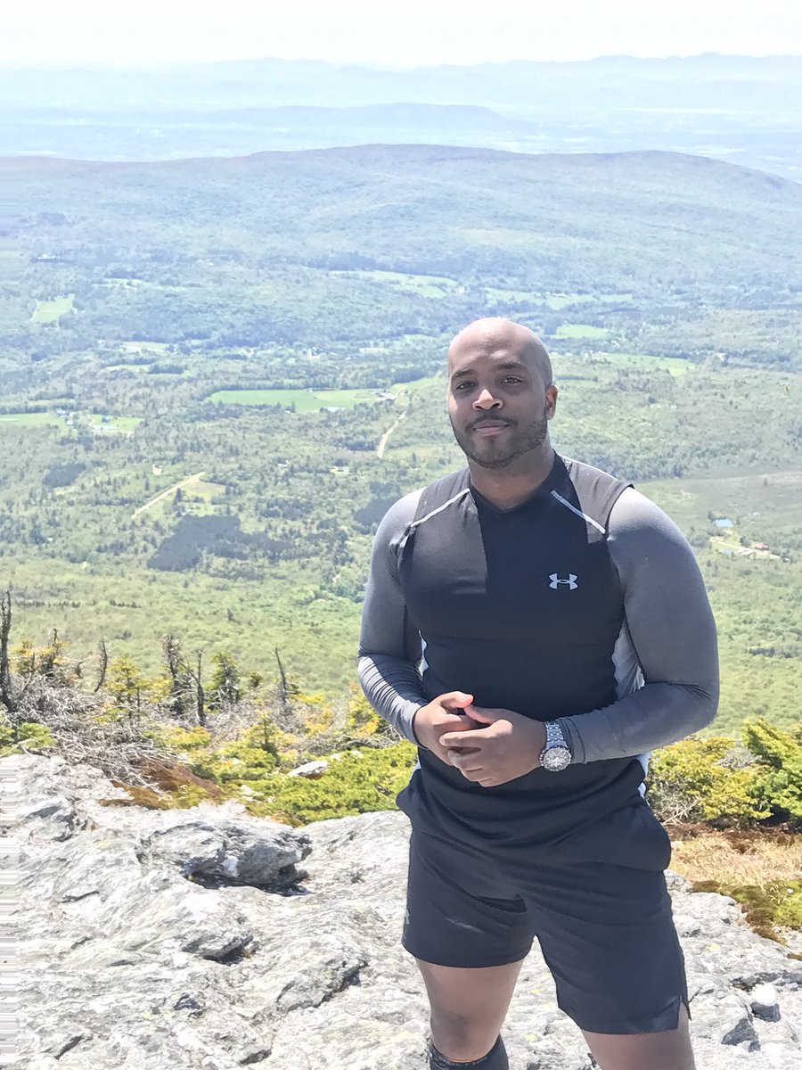 brandon_akai's tweet photo. Push ⛰🙎🏾♂️#blackmenhike #vermont #vermonting #theblackoutdoors #outdoorafro #unlikelyhikers #hiking #hikingadventures #thegreatoutdoors #theblacktourist #idratherbeoutside #idratherbeinnature #idratherbeexploring #idratherbeoutdoors #outdoors360 #outdoors https://t.co/4TcITgMyxt