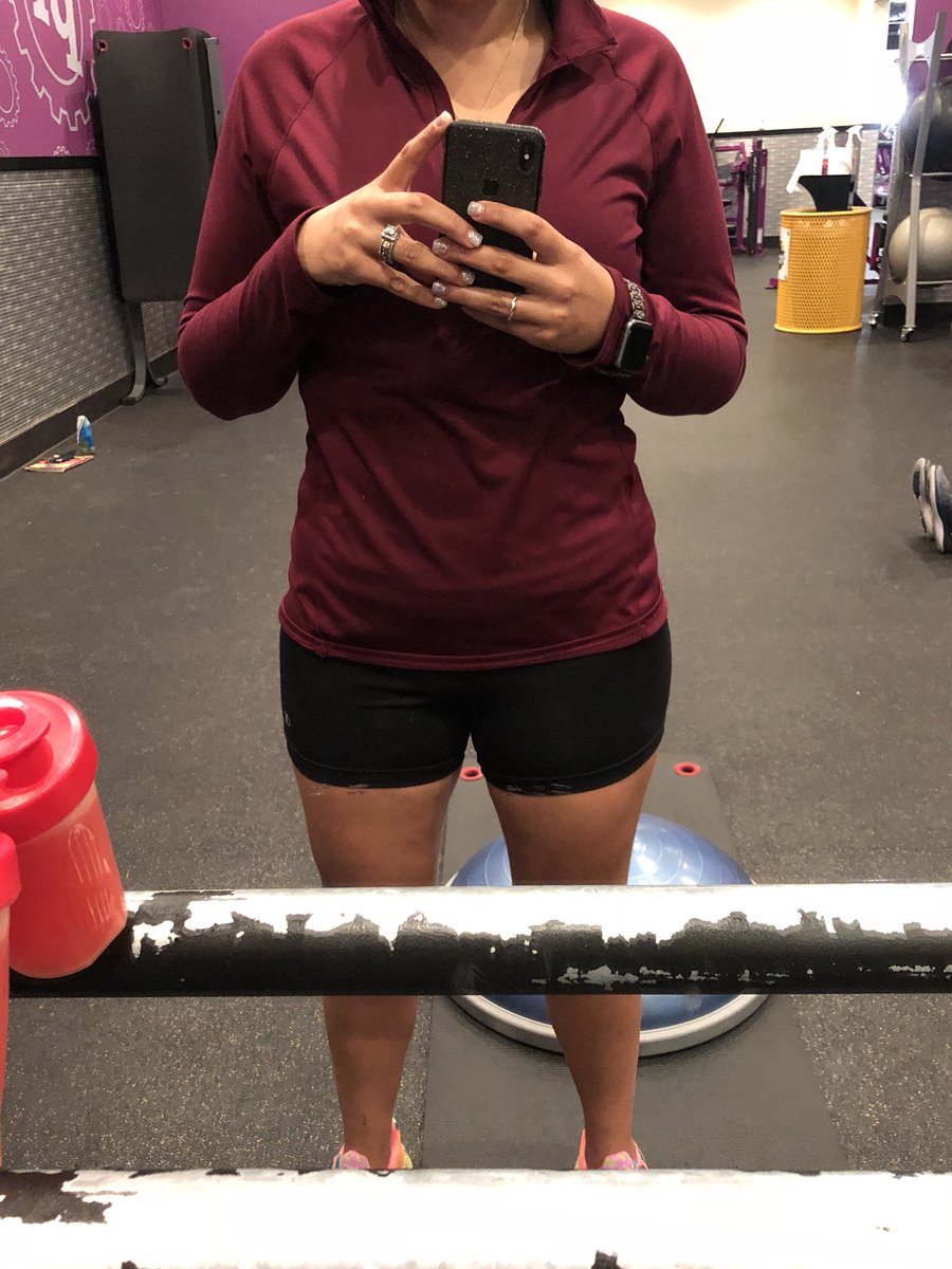 Makinleigh5's tweet photo. 60 pounds down and I wouldnt change one minutes. #HealthyLiving #sumerbody https://t.co/rZpuLW1xQ1