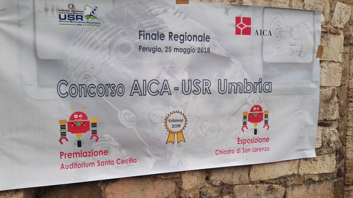 edocalia's tweet photo. #Industria40 e gestione magazzino automatizzata. C'è anche questo al concorso @AICA_1961 #USRUmbria! / @IsmbOnweb @LinksFoundation https://t.co/HHzV5qlW5j