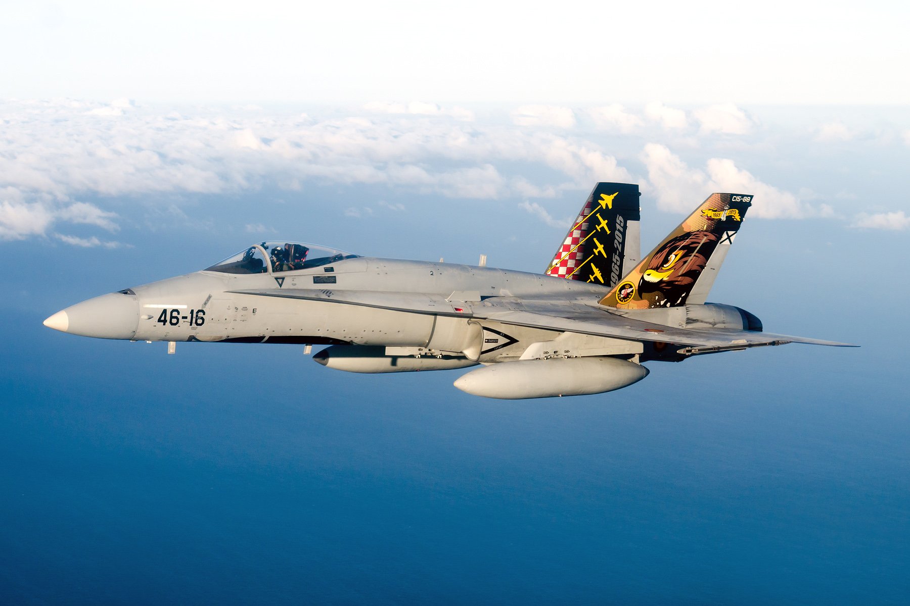 DeB2HuBX4AA8-m_.jpg:large