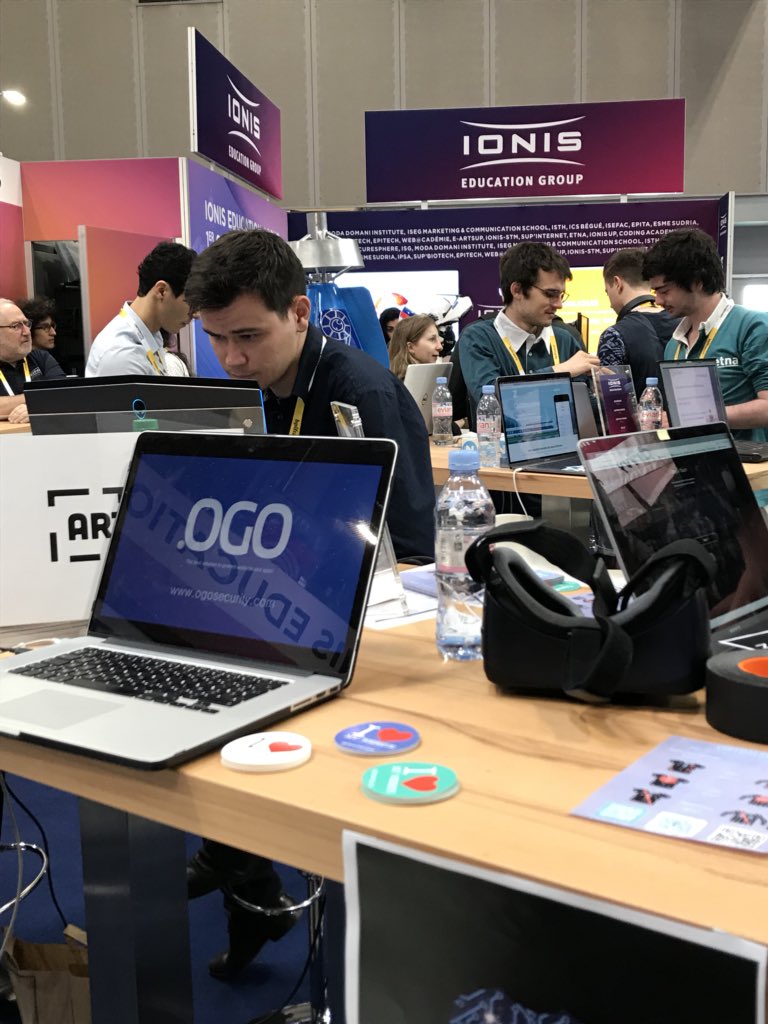#RGPD c est aujourd hui !
Venez en parler avec nous a <a href="/VivaTech/">VivaTech</a> sur le stand B09. Il y a des cadeaux et une demo a dispo ! #cybersecurity #startups #ViVaTech