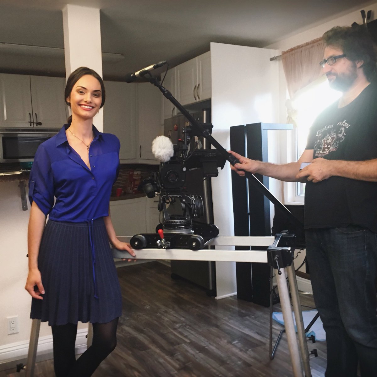 torytaranova's tweet photo. The set of the comedy codename Wigglesbottom #cfc #filmlife #actorlife #SetLife https://t.co/Ge5ZWKIMQK