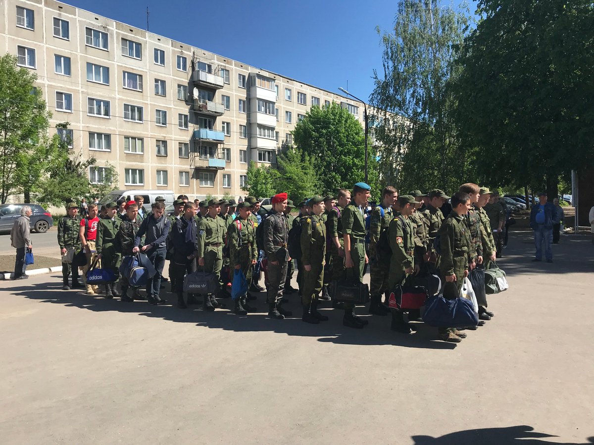 С 21 по 24 мая на базе войсковой части 03333 города Шуи прошел XVI областной конкурс «Призывник года-2018» среди обучающихся школ и профессиональных образовательных организаций Ивановской области. Честь Тейковского района на конкурсе защищал обучающийся Нерльской школы