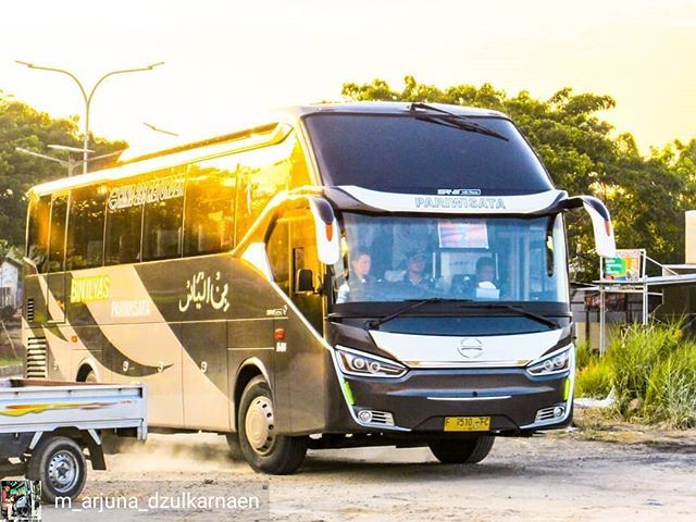 SR2: Bus Pariwisata 2018 – Sebuah Tinjauan Komprehensif