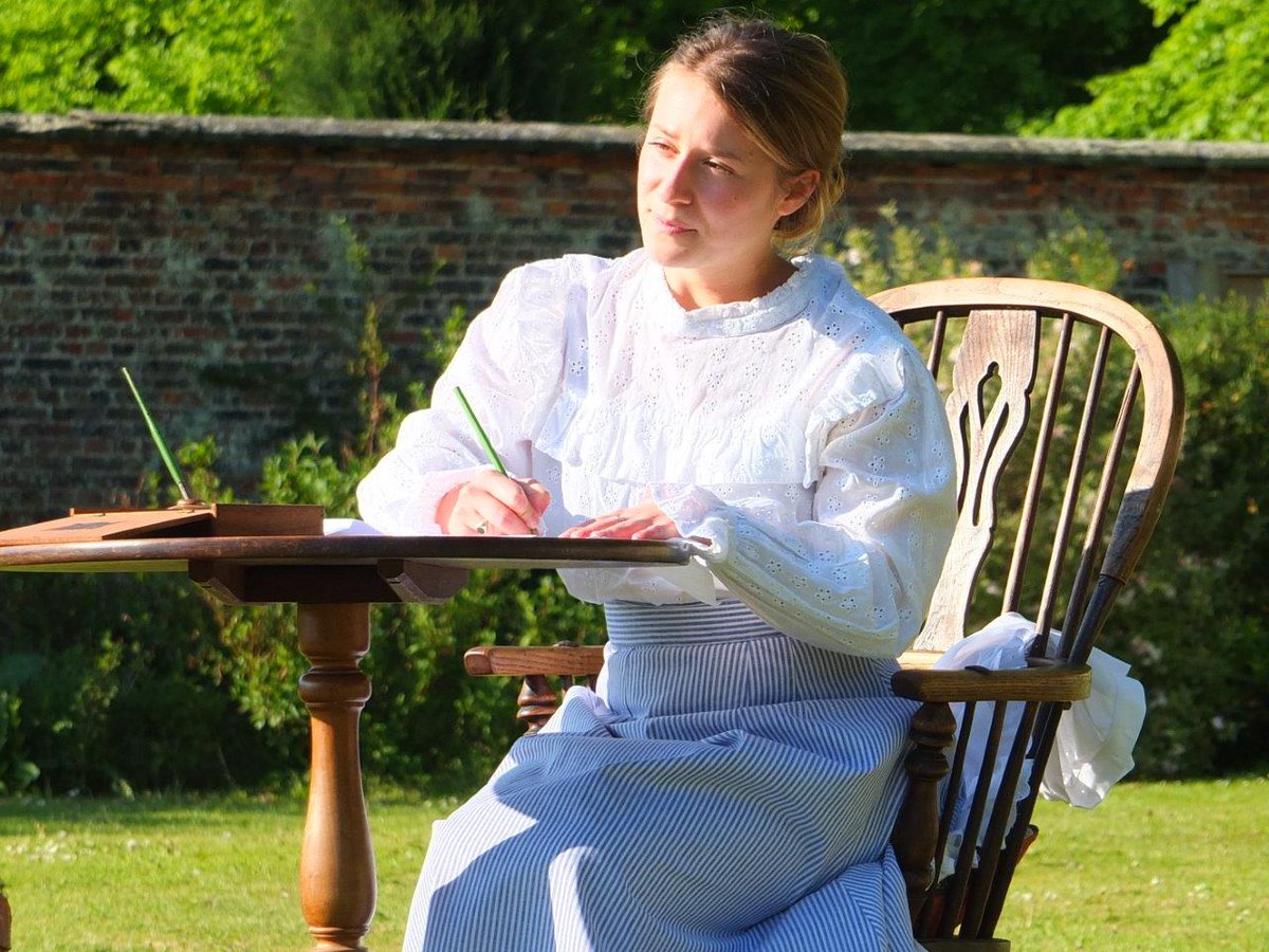 CastleHowardEst's tweet photo. Head over to our Instagram account @castle_howard for today's TakeOver from the cast of @gobbleditweets who open The Tales of Beatrix Potter tomorrow. They'll be posting from the final rehearsals in our Walled Garden. https://t.co/vWPI9i1PQi