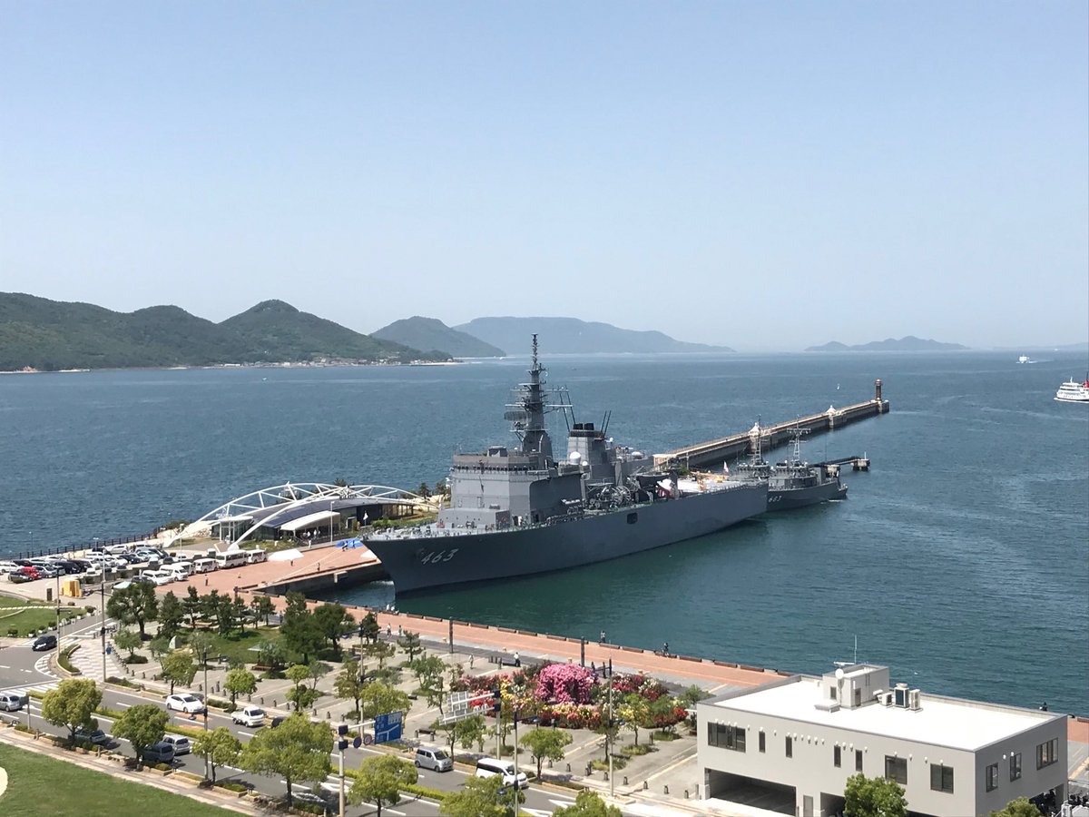 shin_orion's tweet photo. 掃海殉職者慰霊祭・瀬戸大橋開通30周年記念　一般公開（香川県高松市）

掃海母艦「うらが」
掃海艇「あいしま」「つのしま」

#掃海殉職者慰霊祭
#MST683
#掃海母艦うらが
#MSC688
#掃海艇あいしま
#MSC683
#掃海艇つのしま
#JMSDF
#海上自衛隊
#サンポート高松 https://t.co/gDHqV3i4ch