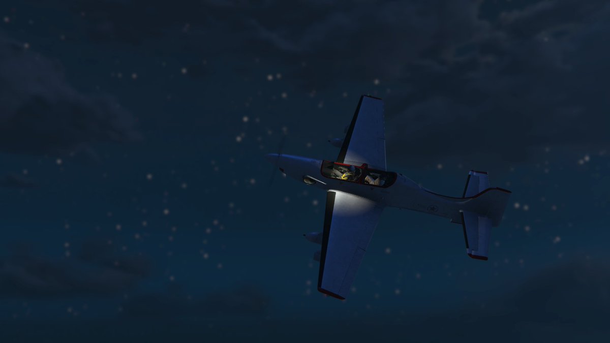 US_ASOC's tweet image. A rogue from the 160th SOAR is on maneuvers during night operations.
