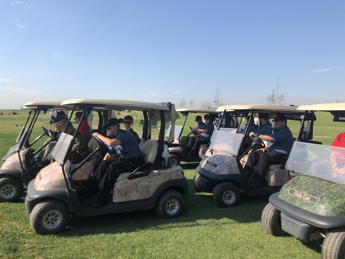 So happy to join CFB Edmonton, PSP, the City of Edmonton, Edmonton Salutes and sponsors to dedicate the placement of HMCS Edmonton’s old 40mm gun at the Battle of Atlantic (11th) hole of the Garrison Golf and Country Clib.  <a href="/JonDziadyk/">Jon Dziadyk</a> <a href="/1CMBG/">1 Canadian Mechanized Brigade Group</a> @3CdnDiv