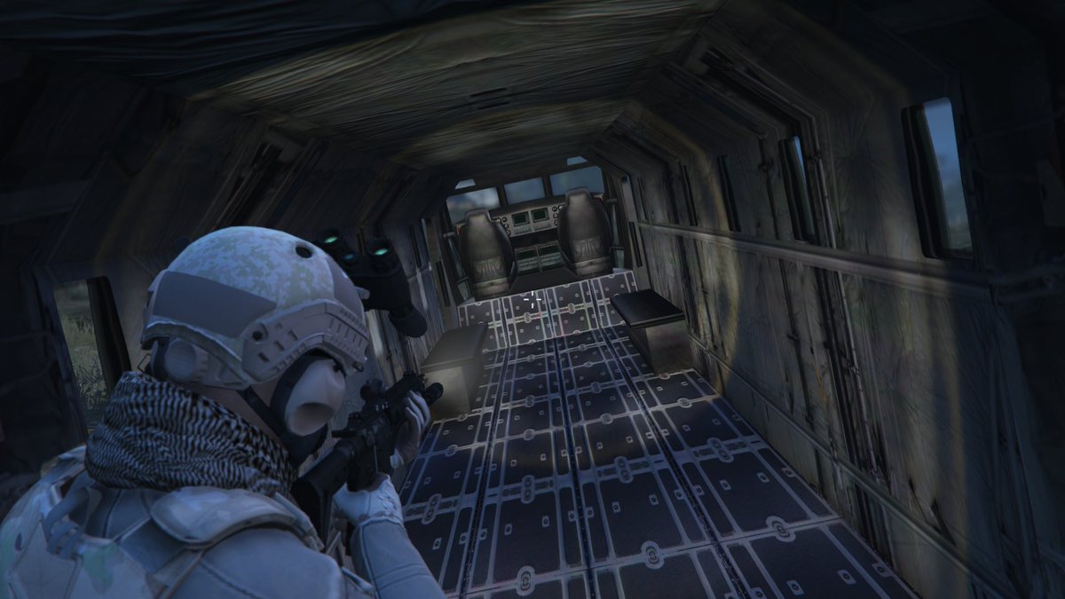 US_ASOC's tweet image. A fire team leader from the 75th Ranger Regiment searching the wreckage of a downed aircraft that crashed near Ft. Zancudo earlier this week.