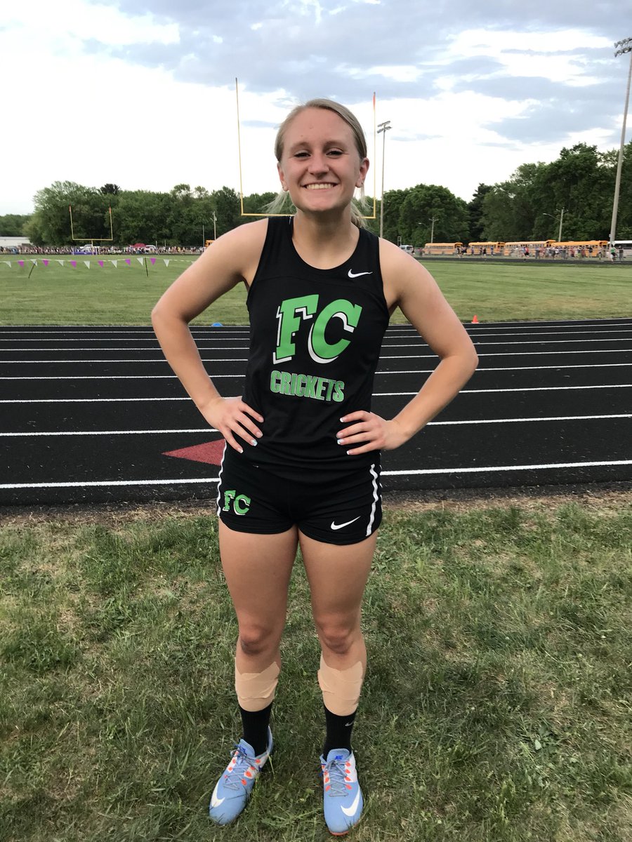 FCTrackTeam's tweet photo. Junior Katrina Klawiter 2nd place in 200m...state bound! https://t.co/wCublnz81T