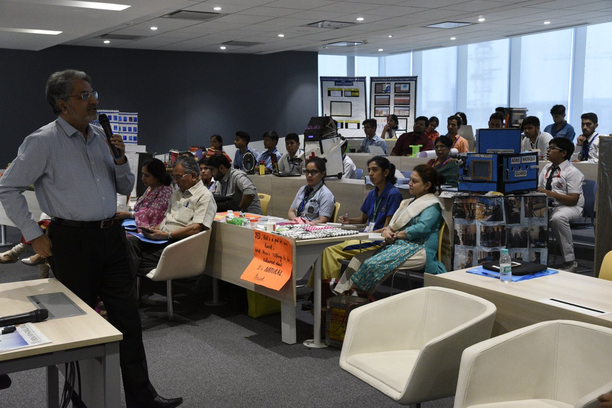 bennettuniv's tweet photo. Our Vice-Chancellor Prof. Raghunath Shevgaonkar addresses all the young #innovators at the start of the @TeamIndiaISEF @bennettuniv . 
#IRISatBennett #BennettHatchery #IdeasatBennett https://t.co/HkOYzo9o4k