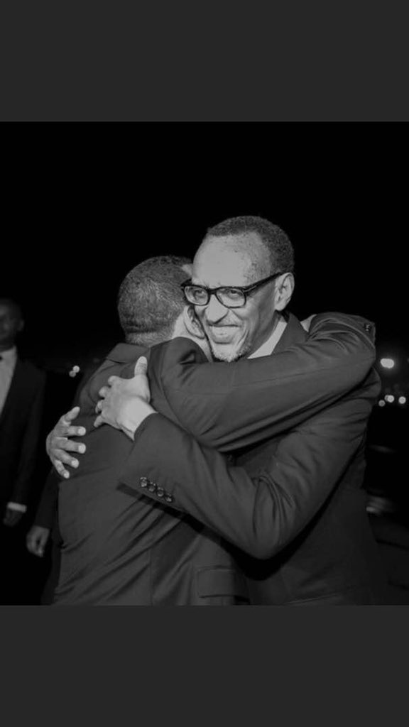 jnabdallah's tweet image. If your kids ask you to describe a typical, friendly, heartfelt #Rwanda|n hug. 👇🏾 #RwoT #PAMWeek #ALD2018