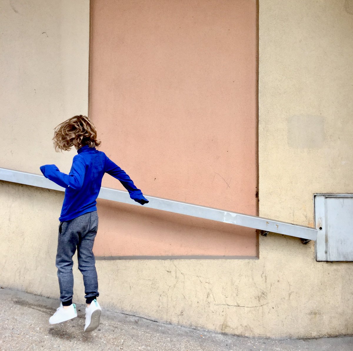 AlexandraYonnet's tweet photo. #jump #alexandrayonnet https://t.co/6EEmJ0Iob1