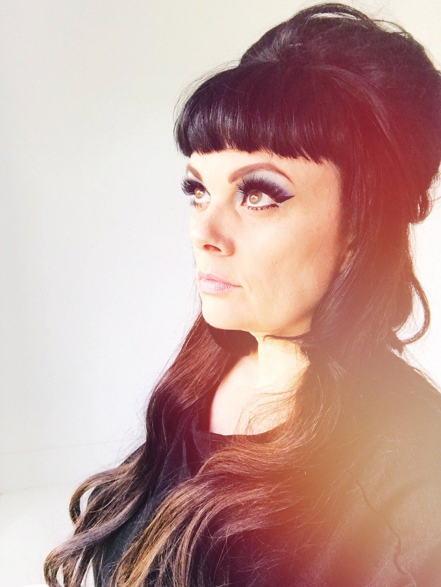 evaradic's tweet photo. Listen out for Pick and Mix the hottest new music show @RNZConcert Sunday 11am Tuesday 10pm with my pick of the best new tunes for switched on ears https://t.co/jqG5s34E3S