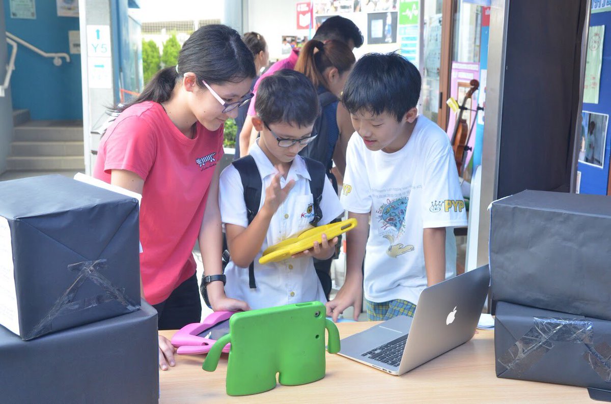 mrkpyp's tweet photo. #PYPX = a MAJOR win. Ss collaborated with companies/orgs to inquire into their topics and take meaningful #action to impact the lives of others. #ICTFTW used in purposeful ways to enhance presentations, facilitate communication and reflection. What a memorable 6 weeks #HWEO #UOI https://t.co/FlFdospLuZ