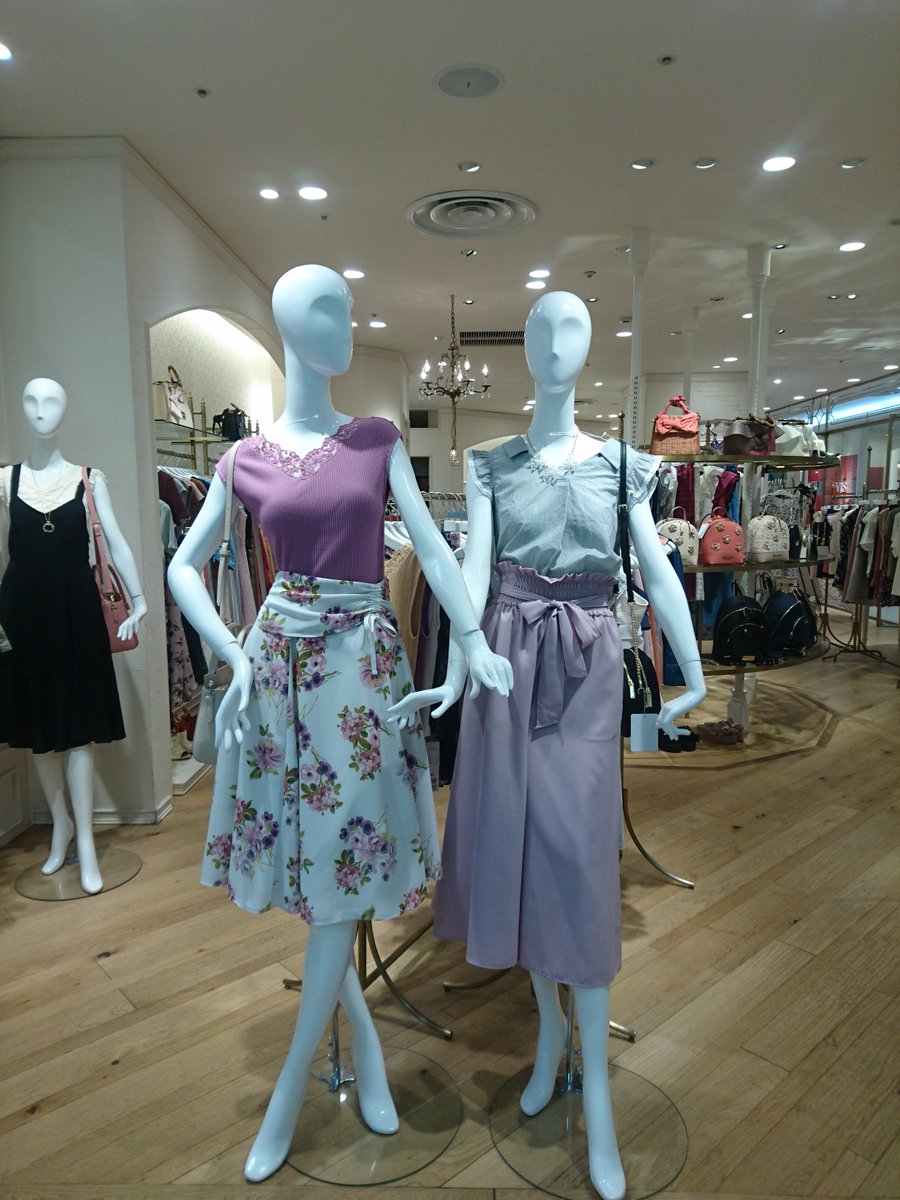 名古屋parco 名古屋パルコ 西館3階のジル By ジルスチュアートでパーティーセール開催中 5 24 木 5 27 日 Parcoカードご利用または新規ご入会の方は5 Off さらにparcoカードご利用で ご請求時に5 Off クラスs会員様は10 Off T Co