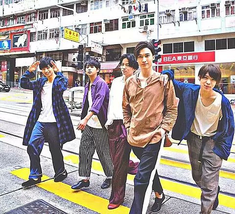 fuma07rouge's tweet photo. 🌹Sexy Zoneを一緒に語ってくれるお友達探し🌹

💙東京勢

💜ふまけん寄りのall担

❤高2

💚キチガイトークを受け入れてくれる心優しい方

💛たくさんの方と仲良くなりたいです！

#セクガルさんセクメンさんと繋がりたい 
#リツイートした人全員フォローする https://t.co/M6fczFHbx4