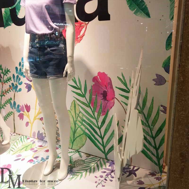 DisplayDm's tweet image. Sponge board painted spring &amp;amp; summer retail window backdrops. #Retailwindowdisplay #springwindowdisplay #summerwindowdisplay #windowbackdrops #windowdisplay #visualmerchandising #dressingwindowdisplay #VM
More details: displayformore.com/product/retail…