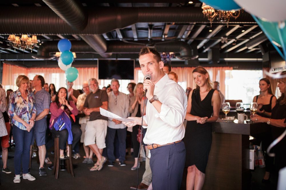 jordanback's tweet photo. Tonight, I officially announced that I will be running for Council in @NVanDistrict on Oct 20th.
Thx for the amazing turnout to my kick-off @brownsLV!#NorthVan #politics https://t.co/Txy61PgJj5