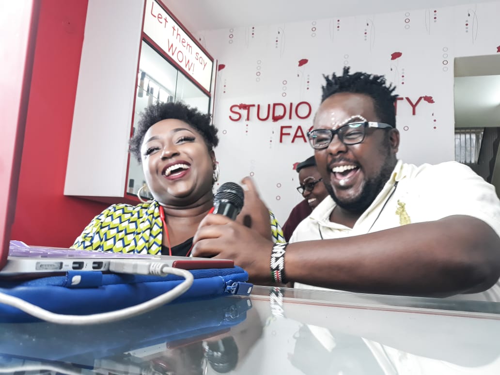 TinaDuncoShow's tweet photo. They say ' Laughter is a medicine' ..well here @_S_P_F  we're just happy to bring you #TinaAndDuncoShow live on Facebook Cc: @tinanzuki @DuncoMusic and @djmzito ....happiness is a choice.... Join us and make sure you follow us @TinaDuncoShow https://t.co/lCuQWaWVbz