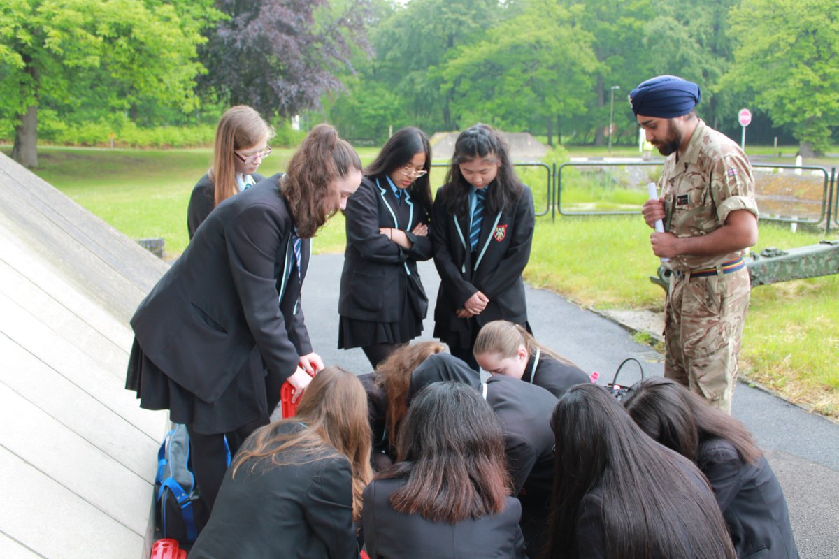AMS_ScienceDept's tweet photo. AMS Students at the Royal Military Academy Sandhurst - STEM Careers Showcase. #STEM #science #WomenInSTEM https://t.co/WHqkImIymX