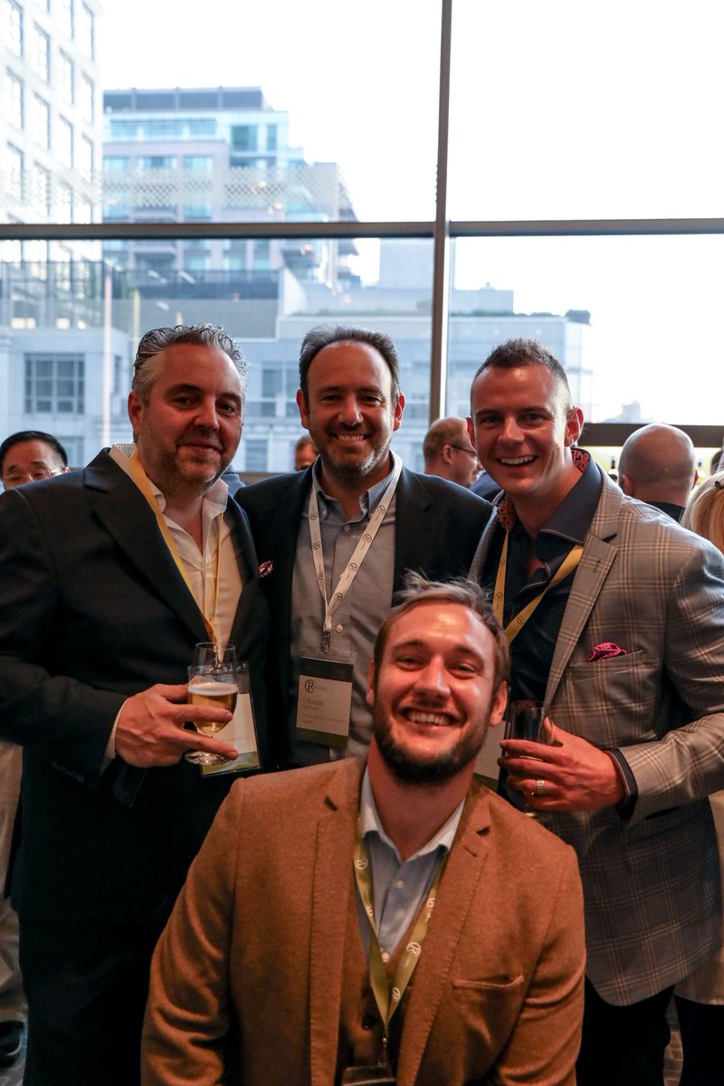 BearePaul's tweet photo. Another great photo from #IRTORONTO18!!! @DuvieusartEbel https://t.co/KnmYuLLmgI