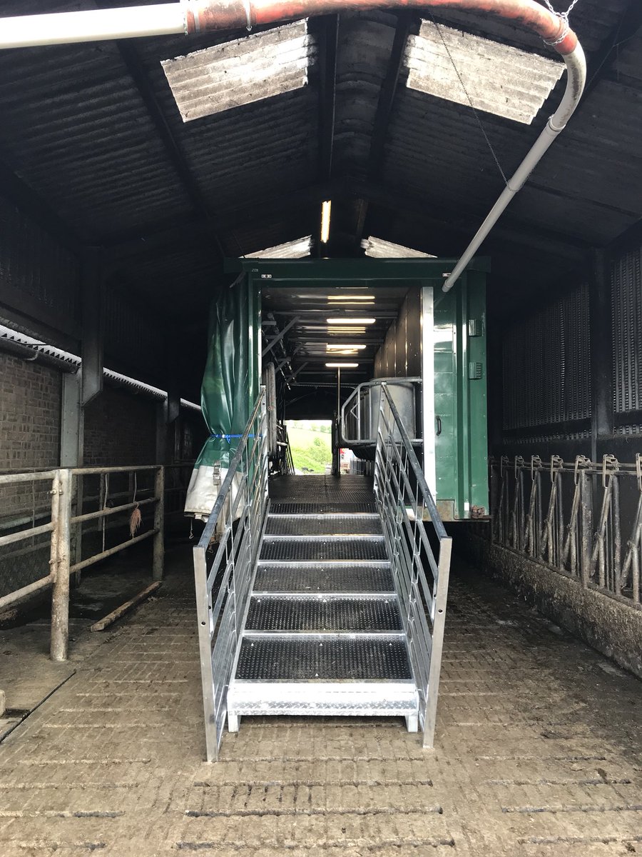 DairyFlow's tweet image. It’s been a long few weeks and a lot of blood, sweat and tears but our mobile milking bale is finally finished and now in use! #temporaryparlour #innovation #alwaysasolution