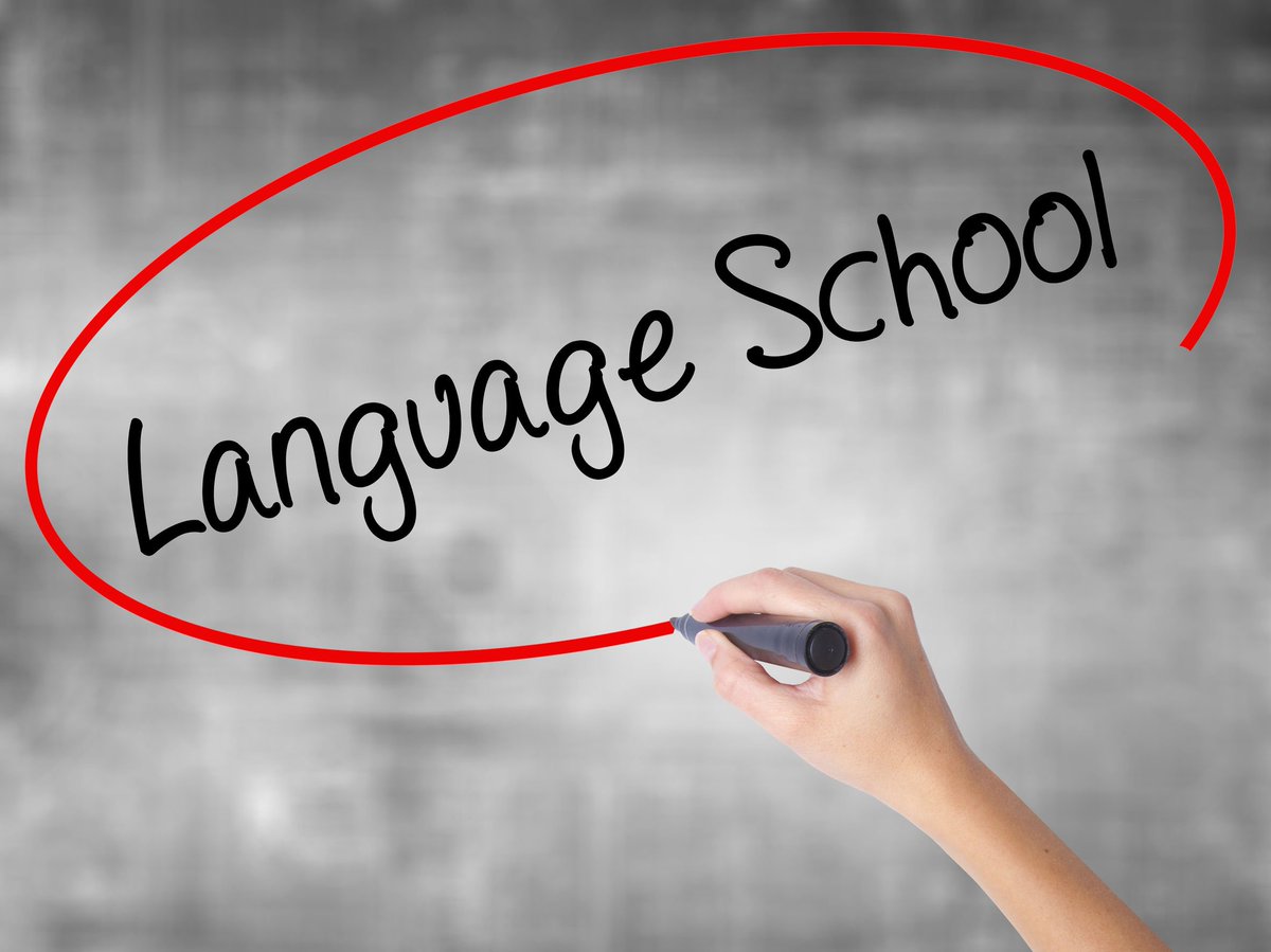 KickwordsLtd's tweet photo. Top Language Jobs You Can Get By Speaking a Foreign Language
 https://t.co/oUHJtVHBXU https://t.co/zQzISDToRS