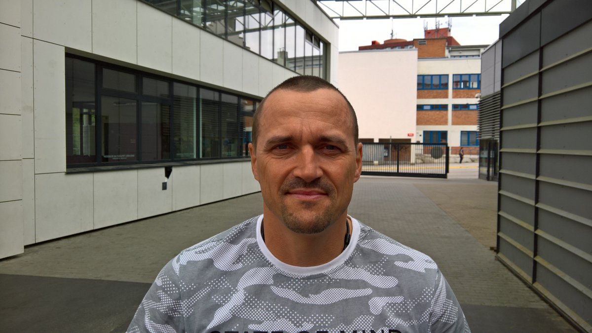 hc_duklajihlava's tweet photo. PODPIS SMLOUVY 📝
Do @hc_duklajihlava se po roce vrací VIKTOR UJČÍK. Trojnásobný mistr světa bude šéftrenérem mládeže, asistentem JUN+SDO a komunikovat mezi mládeží a A-týmem
Naopak do @MountfieldHK odchází Petr Svoboda, kouč duklácké a reprezentační mládeže
#TELH #WSMLiga https://t.co/LMEMRUhWAF