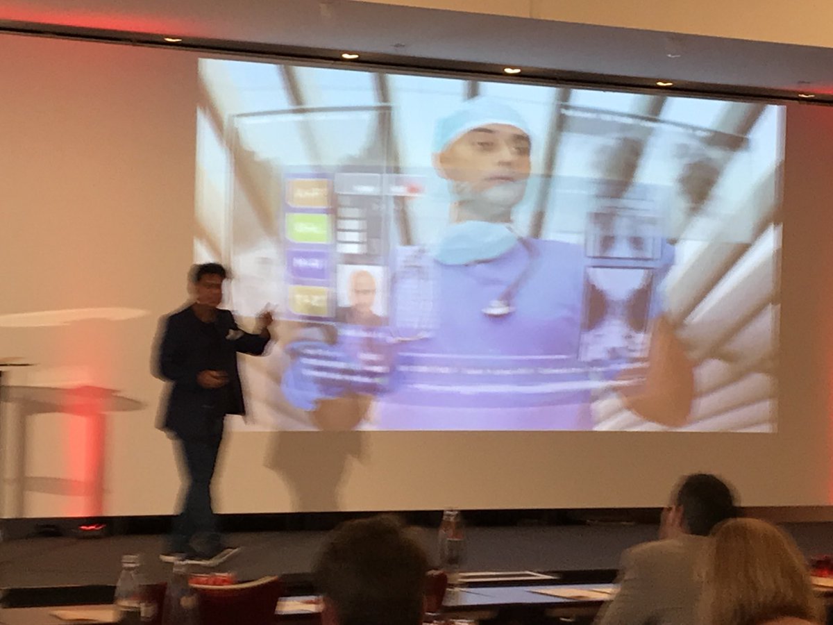 A_Frenzel's tweet photo. #comprixcampus Tour de Force zu #HealthTech von @ShafiAhmed5 ... inspiring https://t.co/p3ZdlJxRXF