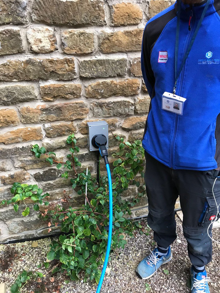 JBE_Electrical's tweet photo. At Justin Bucknell Electrical we now install Electrical Vehicle Charge Points, for more information please visit our website
https://t.co/AeUKOK4Zb6

#ElectricVehicle #OLEV #ChargePoint #EOcharging #WhichTOTM
@eocharging @WhichTraders https://t.co/62yzAVNVA8