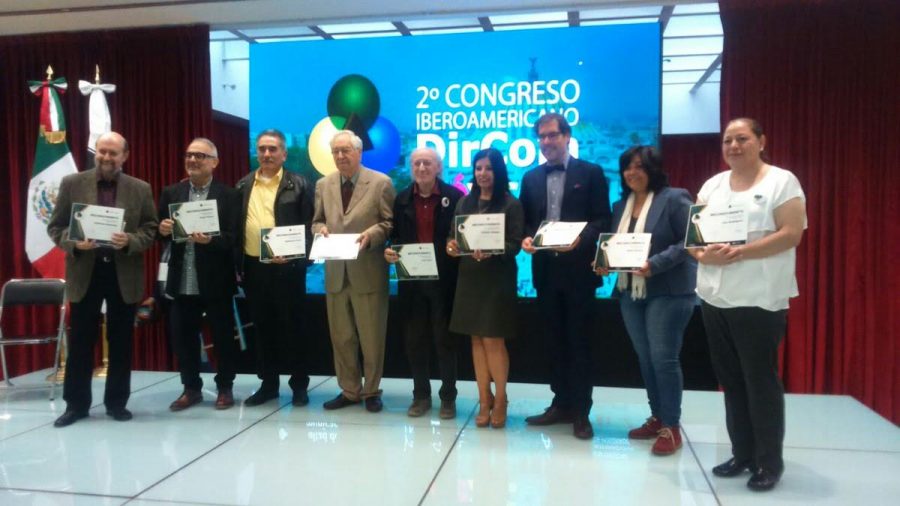 SithLCC's tweet photo. Por acá la reseña del #2CongresoDirCom organizado por @AkaliOnline @yoco_ws en conjunto con la @anahuac @AnahuacCOM Nota de @JhonnStrange Vía @ExpansionRadial Por favor RT || @jhidalgo @c100ftw @coneicc @anamartell @pedrodriguez @JUANP_DELEON @fundacom_lat https://t.co/LHqSkqFpDC https://t.co/J9sQvIP1Z9