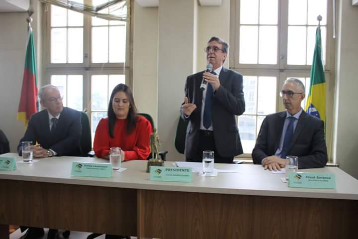 JucisRS's tweet photo. Itacir Amauri Flores é o novo presidente da @JucisRS https://t.co/aIhXeGWSZq https://t.co/yDNjQaCpi4
