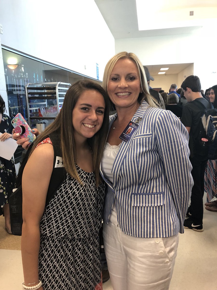 karoprice's tweet image. Best principal!! 💓 @HairrJenna