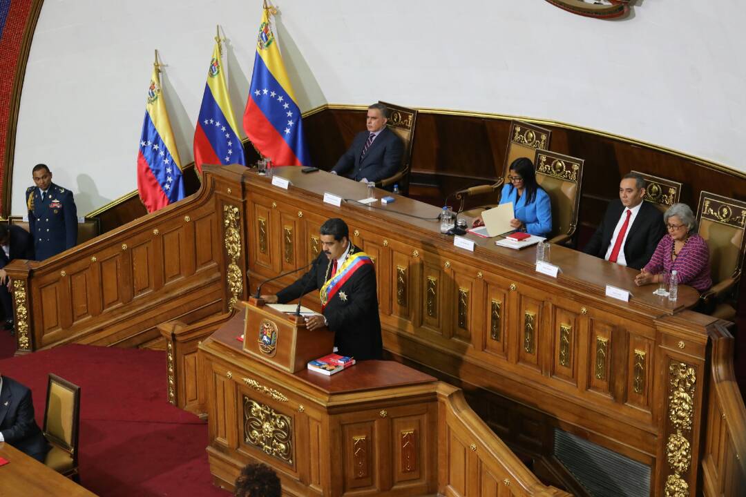 Minhvi_Oficial's tweet photo. Pdte. @NicolasMaduro: He entregado la propuesta para superar las heridas que dejaron las guarimbas, las conspiraciones hasta el día de hoy #SeisLíneasDeMaduro @IMVillarroel https://t.co/jTiagq3Dj4