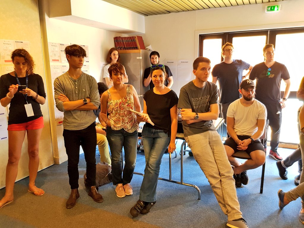 jfcarrasco's tweet image. #AIS2018 en direct de @villecannes @CACPLOfficiel 
Plus de 18 équipes à donf !
Des coaches au top!
Un lieu confortable +++
Et le lien avec les autres lieux via @chewchunks ;)